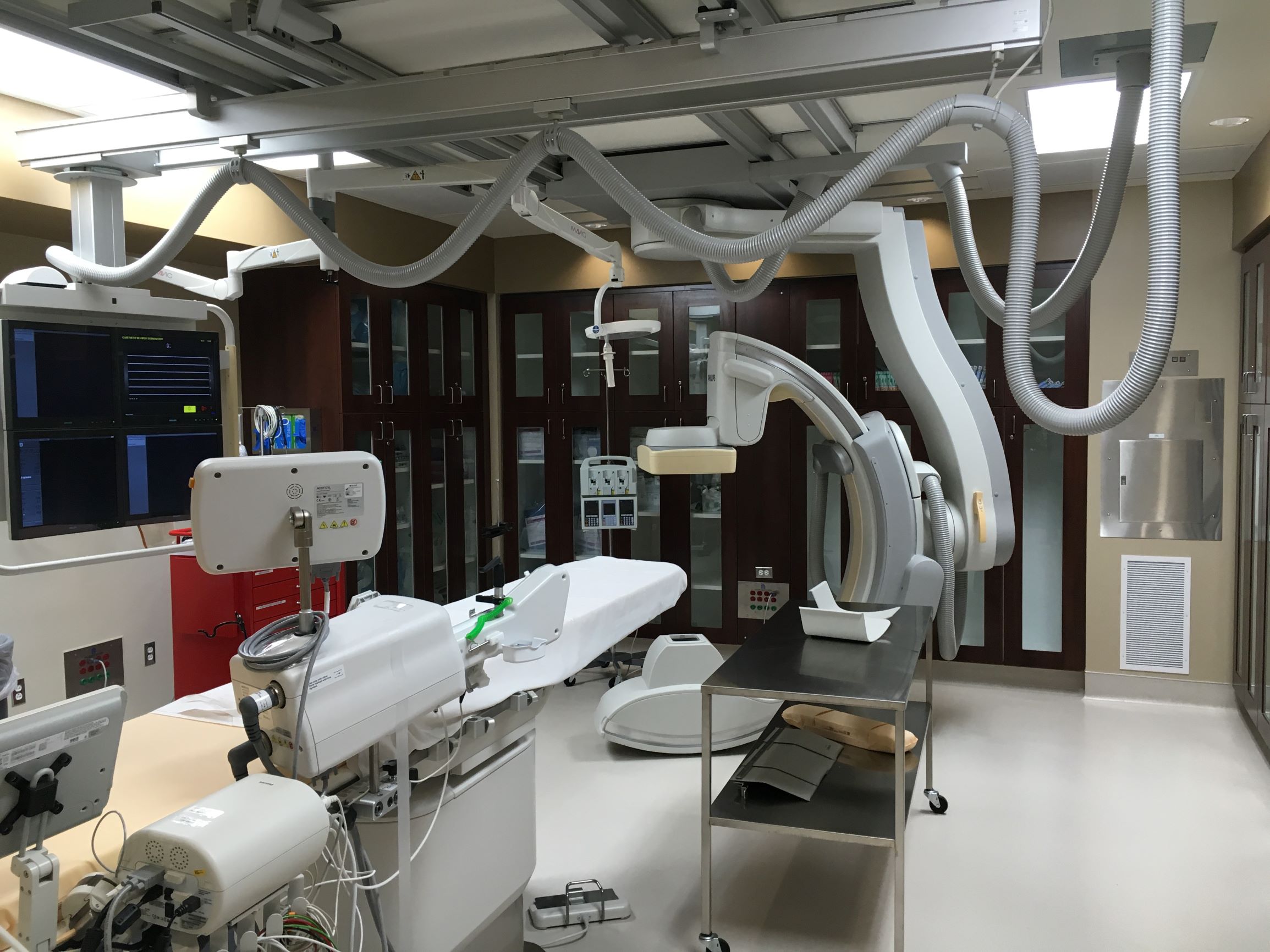 Cardiac-Cath-Lab_03